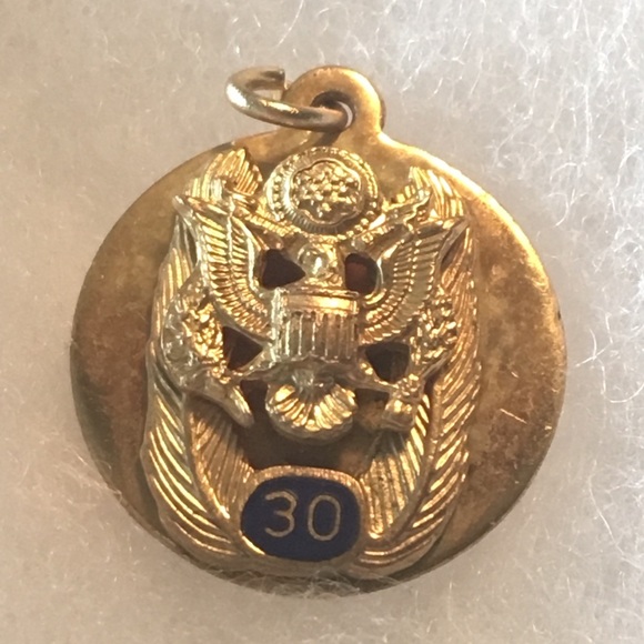 Vintage Army 30 Years of Service Pendant - 10K GF? - Picture 4 of 13